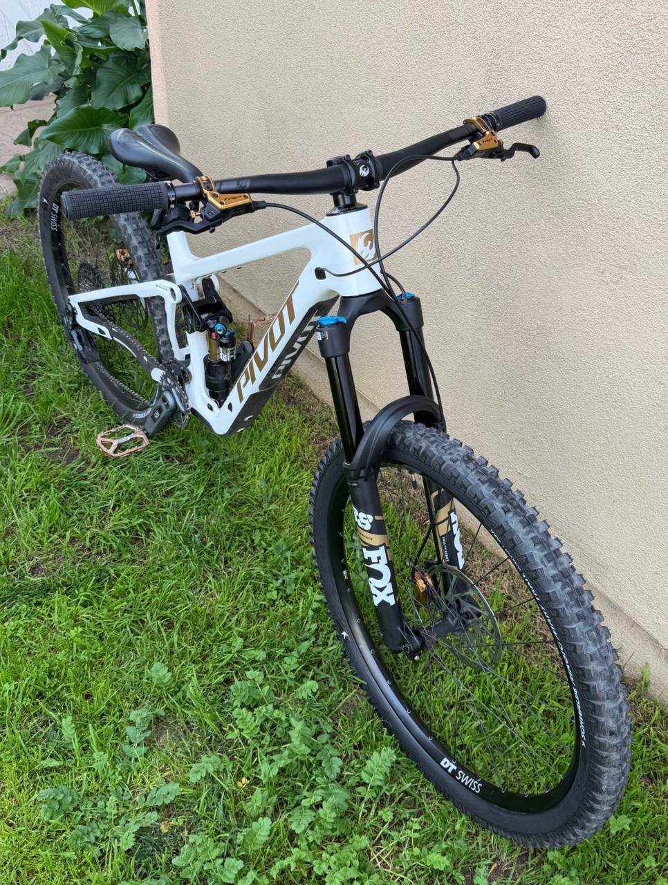 Pivot Firebird 2026 Pivot Firebird 2026