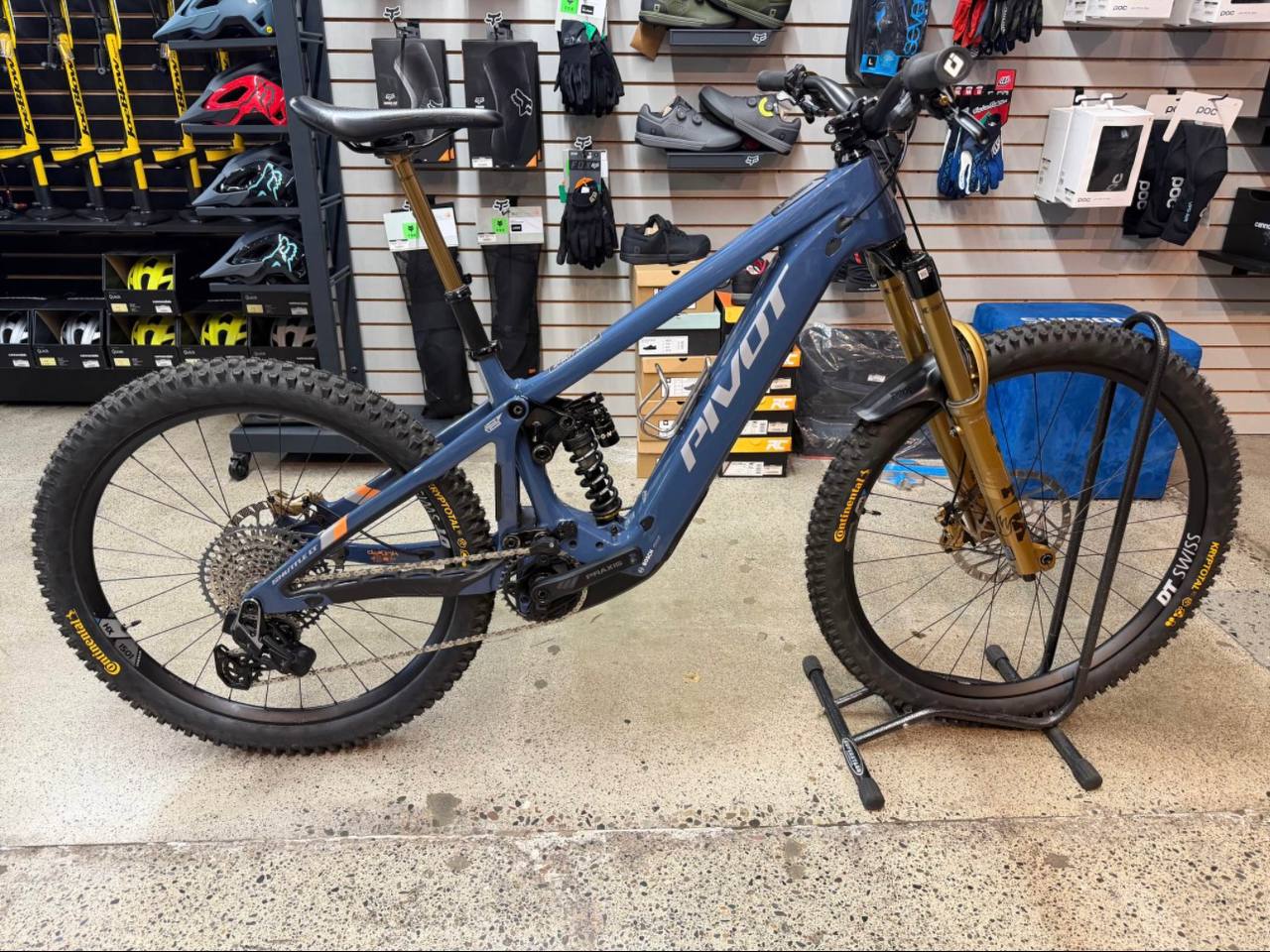 PIVOT SHUTTLE LT 2025 PIVOT SHUTTLE LT 2025