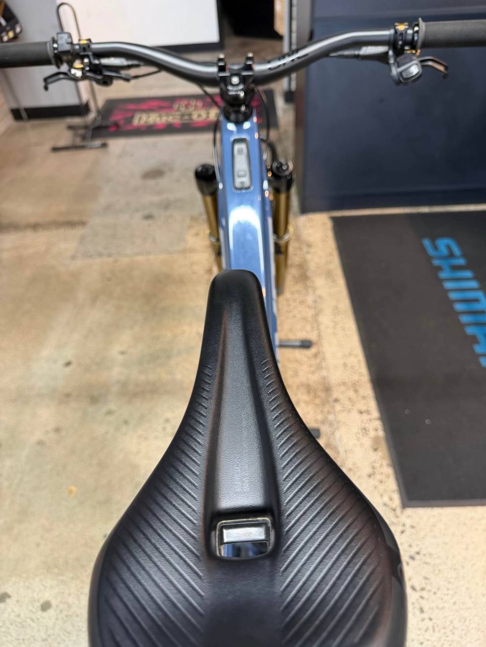 PIVOT SHUTTLE LT 2025 PIVOT SHUTTLE LT 2025